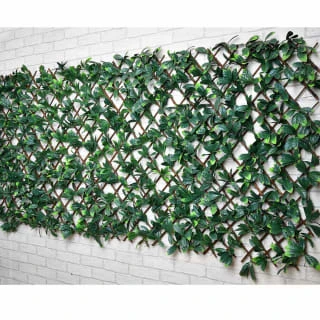 B&M Expanding Artificial Laurel & Leaf Trellis 2m X 1m 3 B&M Expanding Artificial Laurel & Leaf Trellis 2m X 1m